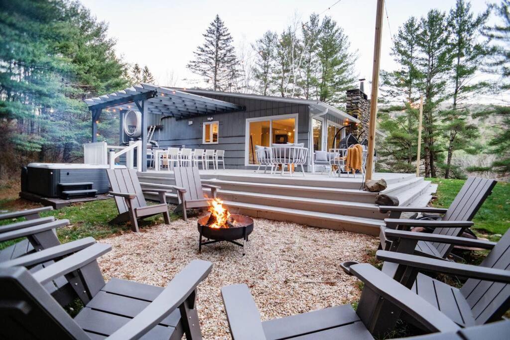 Prattvilla -Catskill -Mountain Escape 5 Bedroom ,3 Bath With Hot Tub Prattsville ภายนอก รูปภาพ